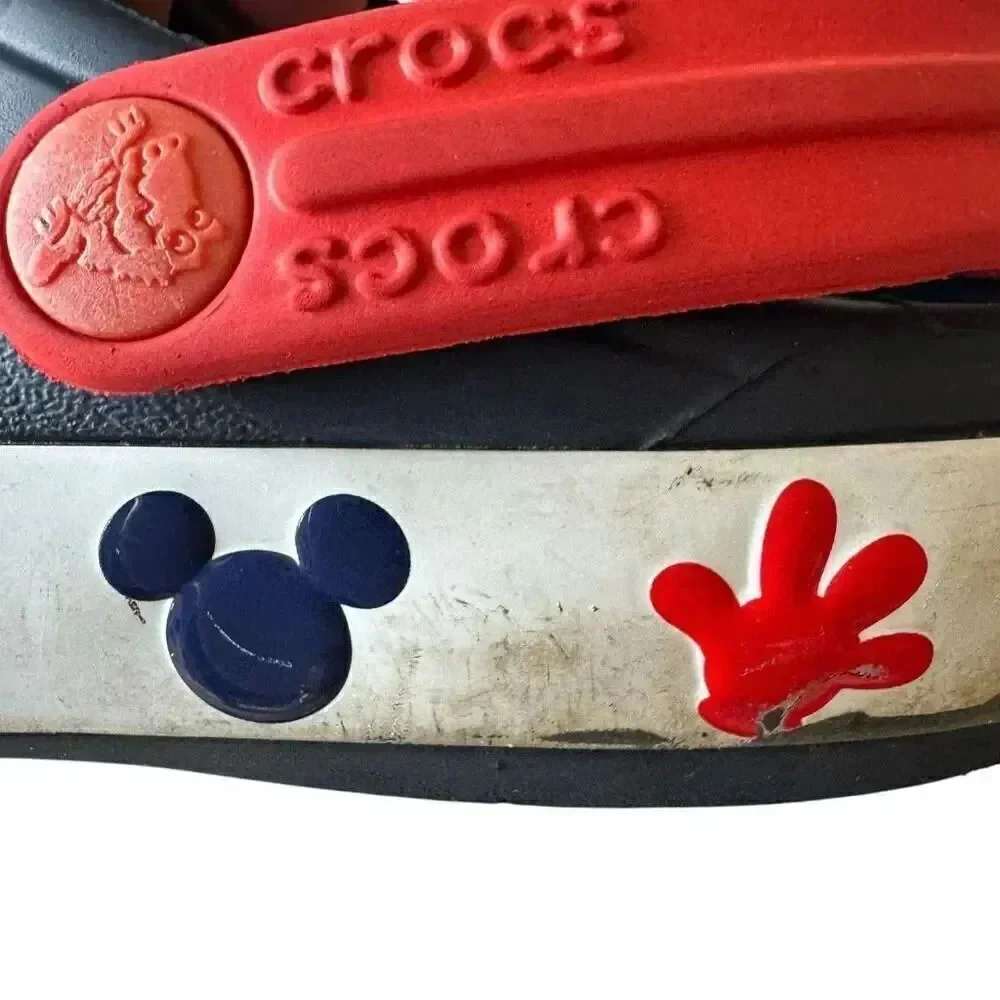 Crocs Unisex-Child Disney Mickey and Minnie Mouse Clogs, Light Up Shoes SZ 1